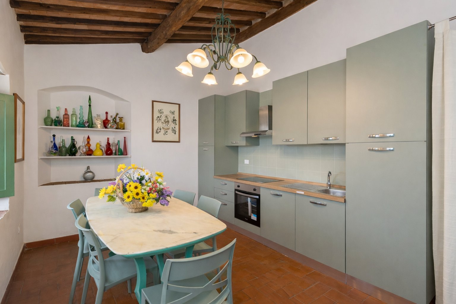 Cucina attrezzata appartamento Bouganville - La Vivaldina agriturismo Suvereto